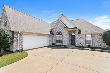 2743 Olivia Ln Southaven, MS 38672